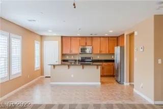 Photo #5: 2491544 Listing 