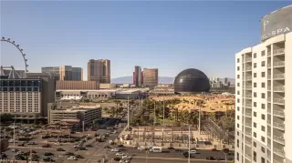 Photo #2: 2491554 Listing