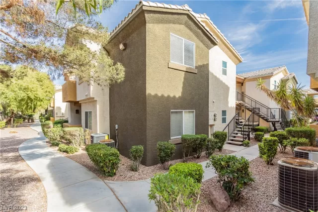 MLS: 2491571 Condo For Sale