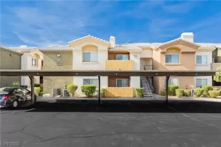 Photo #3: 2491571 Listing