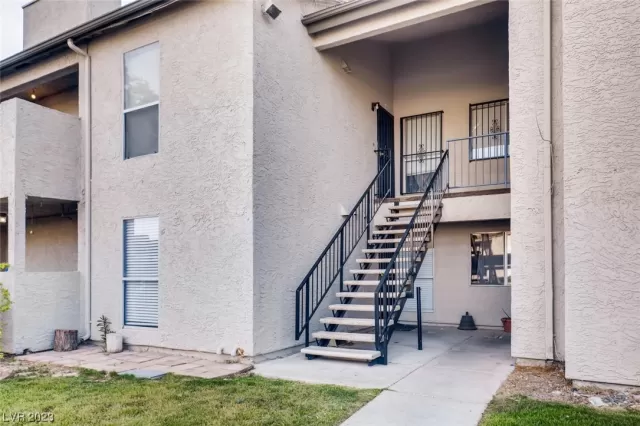 MLS: 2491595 Condo For Sale