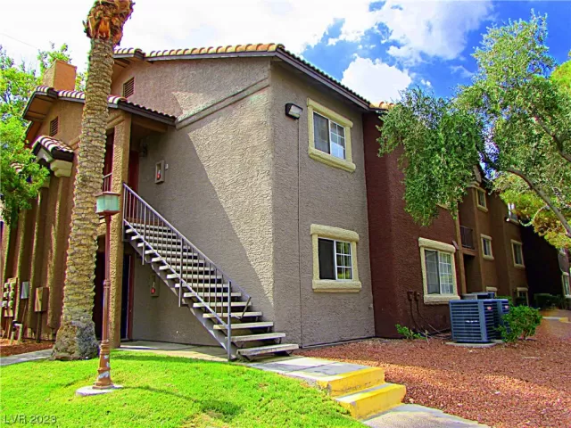 MLS: 2491612 Condo For Sale