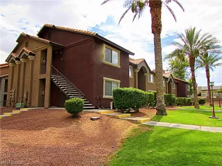 Photo #1: 2491612 Listing 