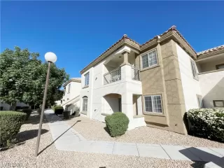 Photo #1: 2491639 Listing 