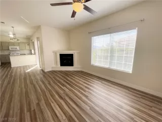 Photo #3: 2491639 Listing 