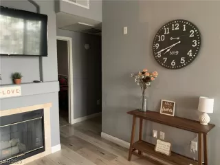 Photo #5: 2491696 Listing