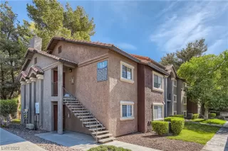 Photo #1: 2491718 Listing