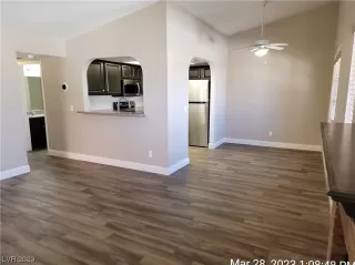 Photo #2: 2491719 Listing 