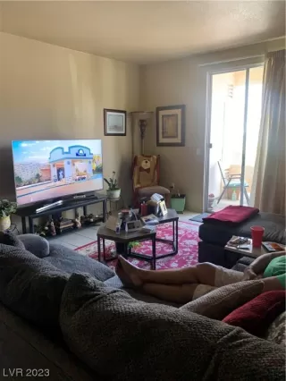 Photo #1: 2491767 Listing