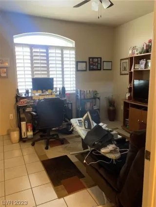 Photo #3: 2491767 Listing