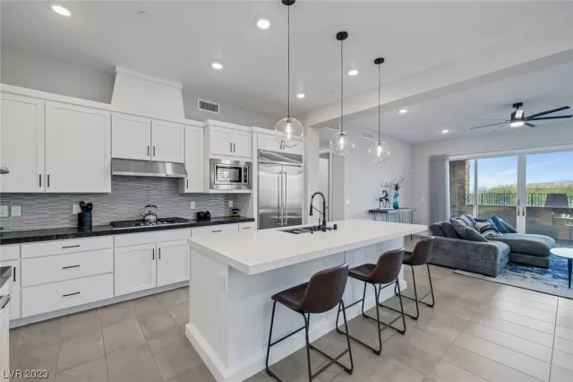 MLS: 2491771 Condo For Sale