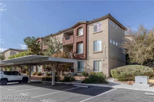 MLS: 2491790 Condo For Sale