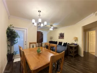 Photo #1: 2491790 Listing 