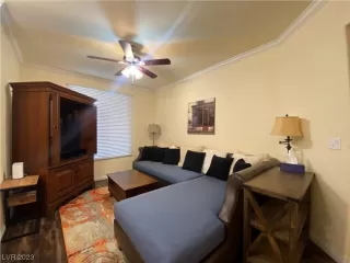 Photo #4: 2491790 Listing 