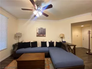 Photo #5: 2491790 Listing 