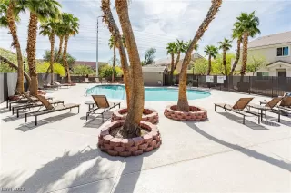 Photo #3: 2491791 Listing 