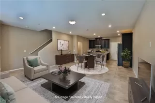 Photo #3: 2491793 Listing 