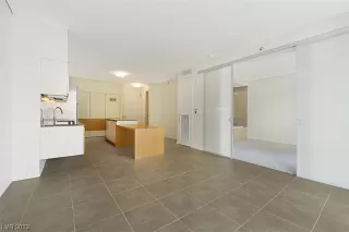 Photo #5: 2491810 Listing 