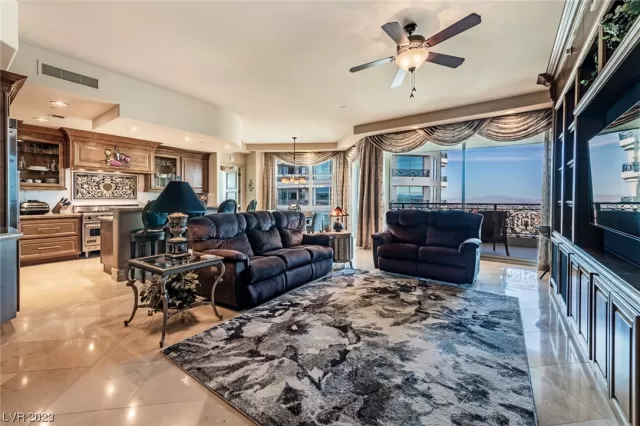 MLS: 2491900 Condo For Sale