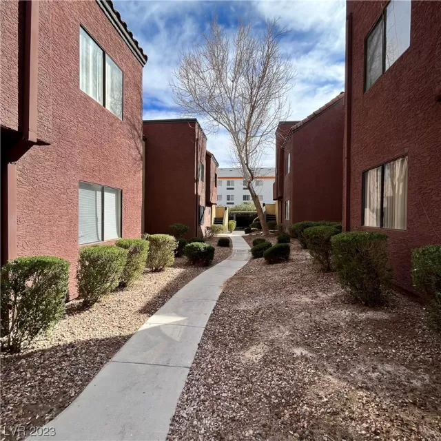 MLS: 2491909 Condo For Sale