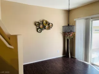 Photo #3: 2491910 Listing 