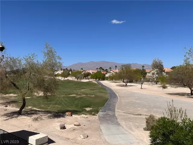 MLS: 2491912 Condo For Sale