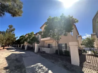 Photo #1: 2491912 Listing