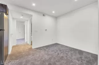 Photo #4: 2491980 Listing 