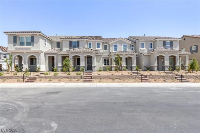 MLS: 2491987 Condo For Sale