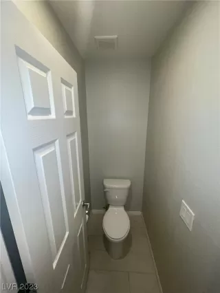 Photo #6: 2492015 Listing 