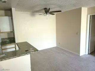 Photo #4: 2492039 Listing 