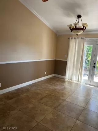 Photo #5: 2492049 Listing 