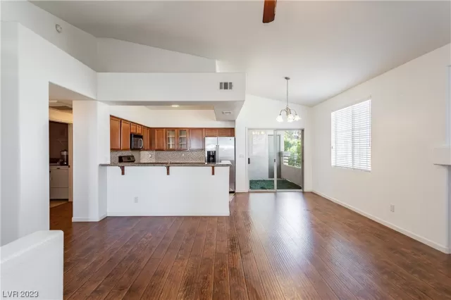 MLS: 2492053 Condo For Sale