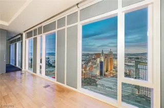 Photo #5: 2492058 Listing 