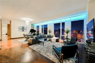 Photo #4: 2492061 Listing 