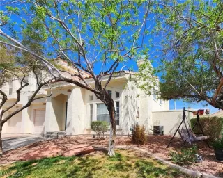 Photo #1: 2492068 Listing