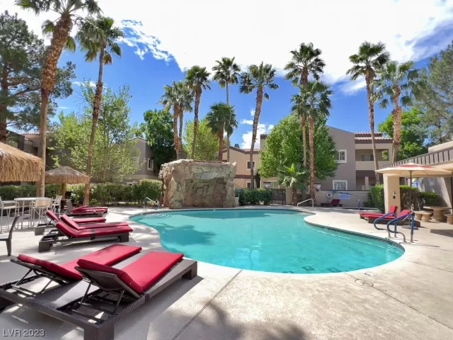 MLS: 2492077 Condo For Sale