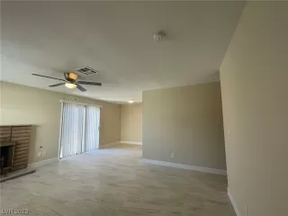 Photo #1: 2492081 Listing 