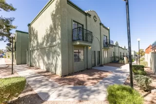 Photo #2: 2492151 Listing 