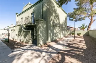 Photo #3: 2492151 Listing 