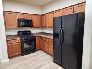 Photo #4: 2492159 Listing 