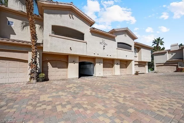 MLS: 2492202 Condo For Sale