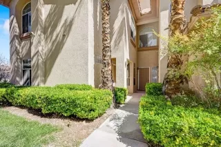 Photo #1: 2492202 Listing 