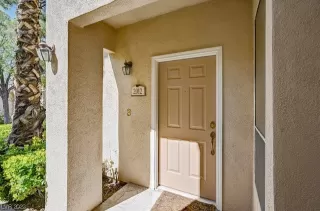 Photo #2: 2492202 Listing 