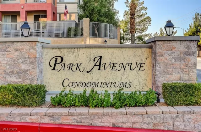 MLS: 2492209 Condo For Sale
