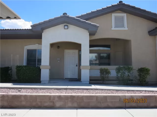 MLS: 2492213 Condo For Sale