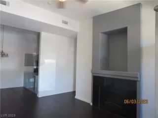 Photo #2: 2492213 Listing 