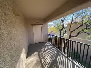 Photo #2: 2492278 Listing 