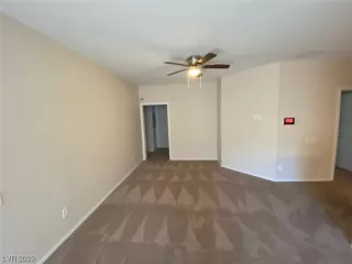 Photo #5: 2492278 Listing 