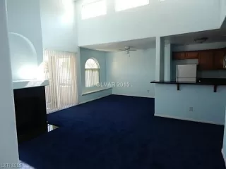 Photo #2: 2492352 Listing